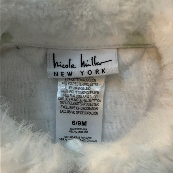 Adorable Holiday White and Gold Kids Footie - Picture 2 of 8